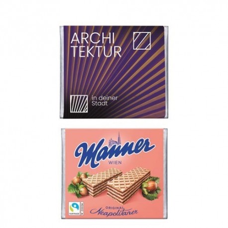 Manner im Werbeschuber